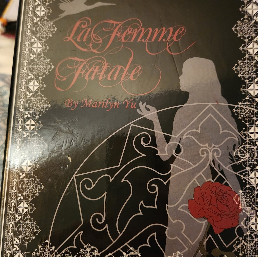 La femme fatale tarot deck